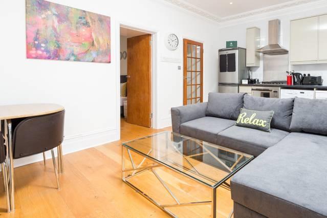 Gorgeous Apartment In Trendy Neighbourhood London Exterior photo
